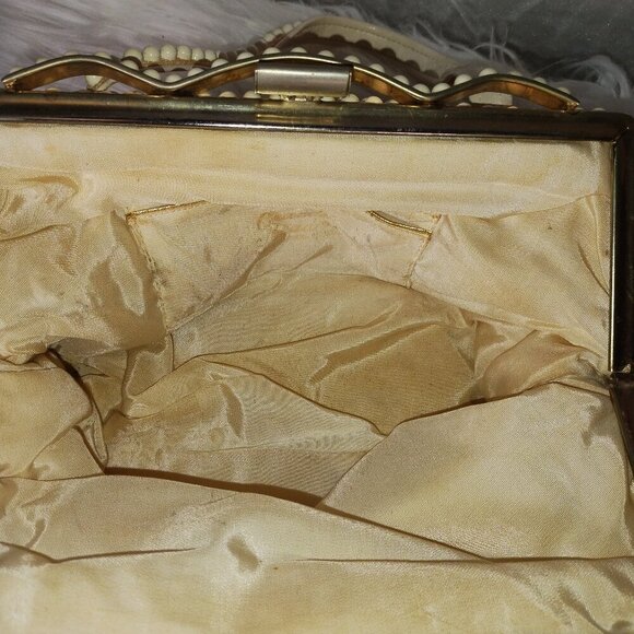 Vintage 1960 Grandee Bead Purse with floral inserts. - Picture 6 of 6